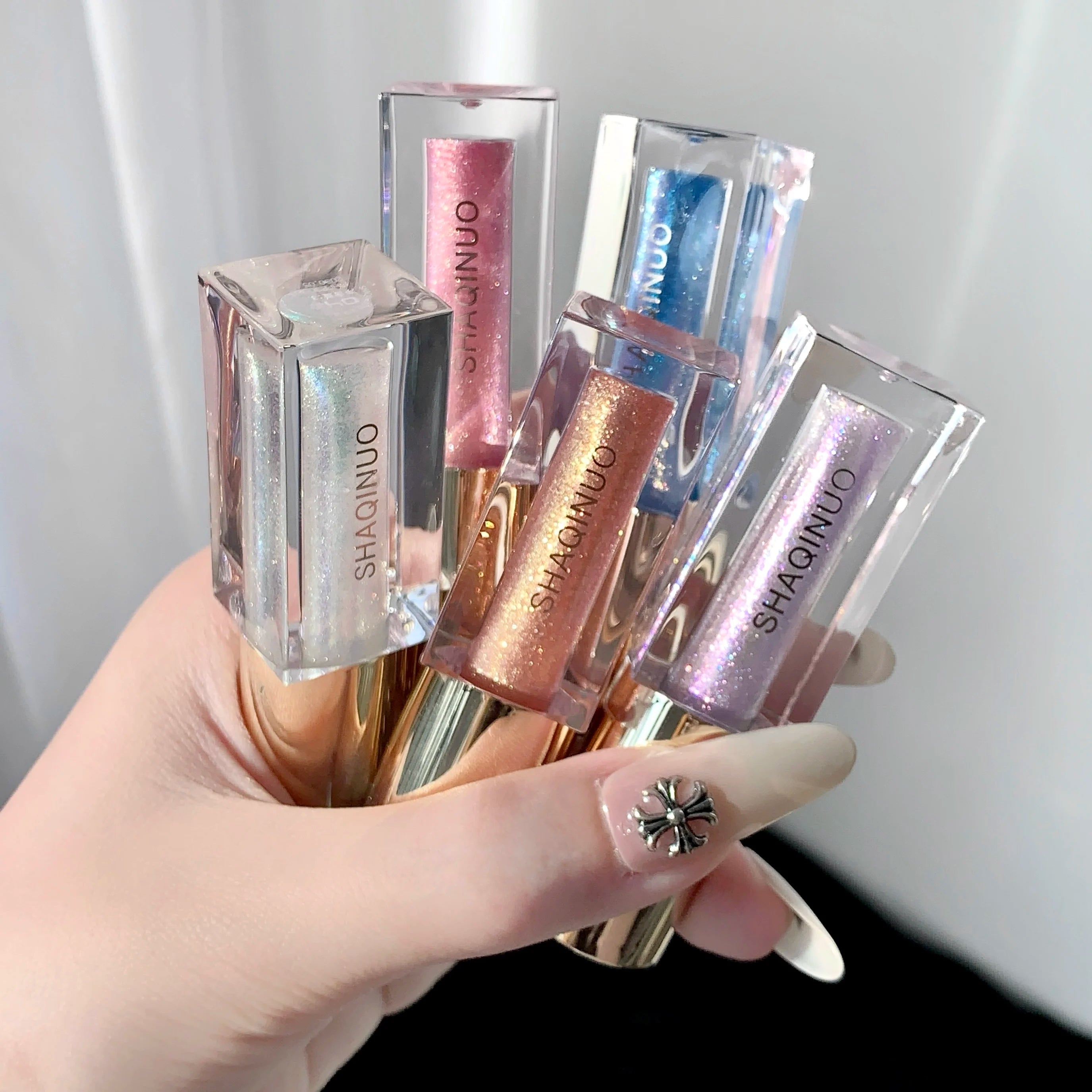 SHAQINUO Glittering Mirror Lip Glaze Set, Watery Shimmering Light Lip Gloss Makeup 6 Color, Hydrating Moisturizing, Long Lasting