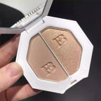 Fenty Beauty High-gloss 3D Diamond Body Light Powder Single Dual-color High-gloss Facial Contour Stick Modifies The Cheekbones